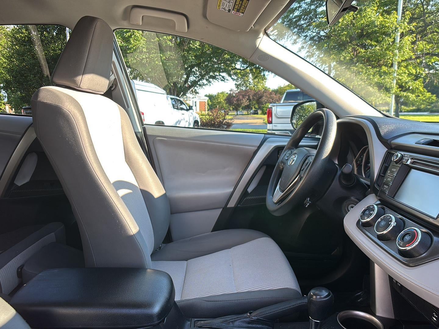 2013 Toyota RAV4 LE