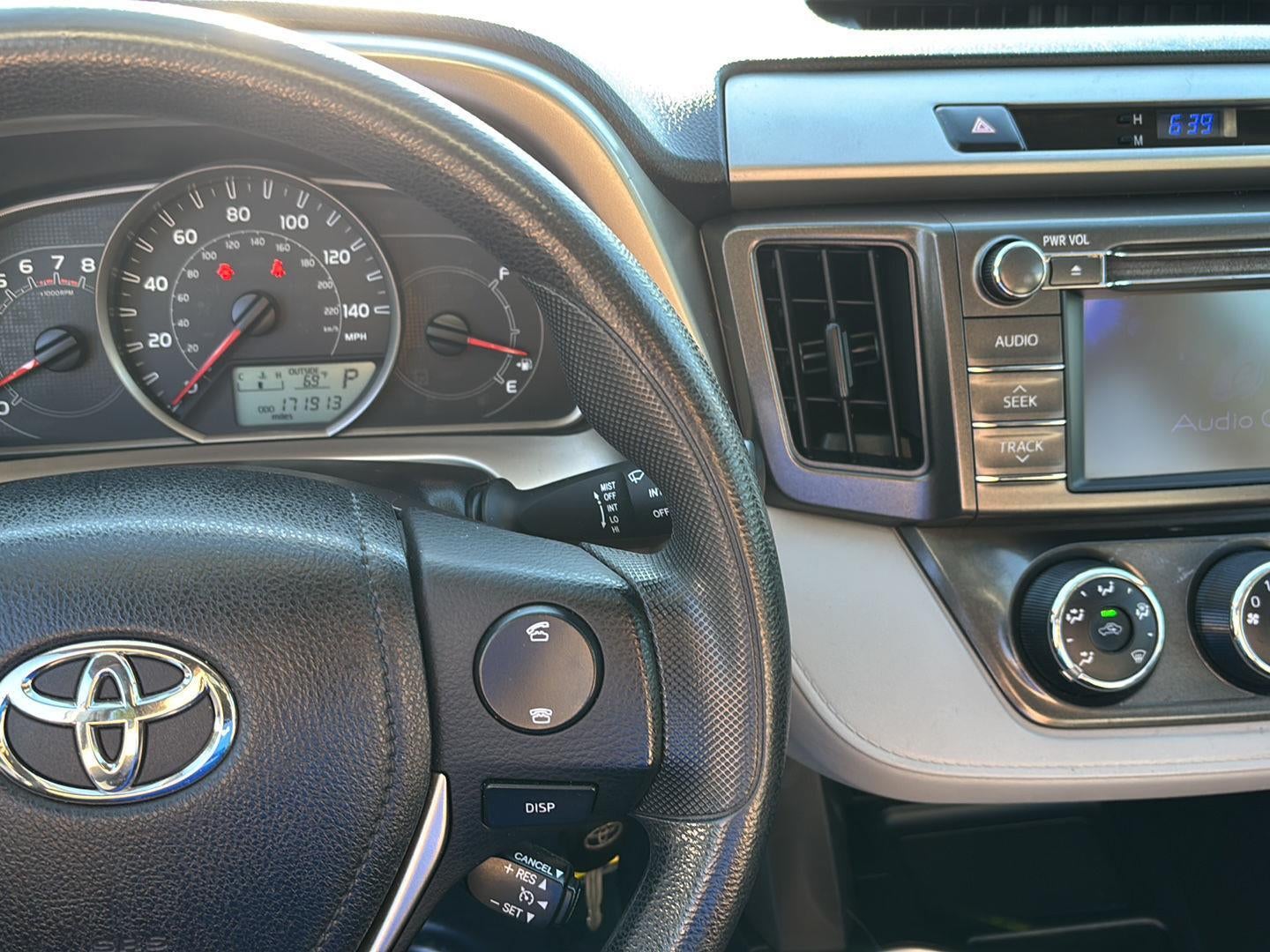 2013 Toyota RAV4 LE