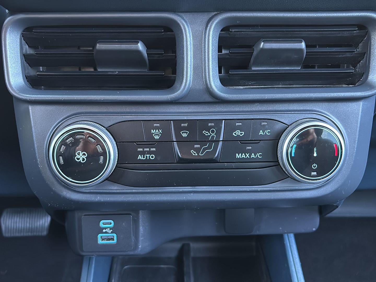 2024 Ford Maverick XL