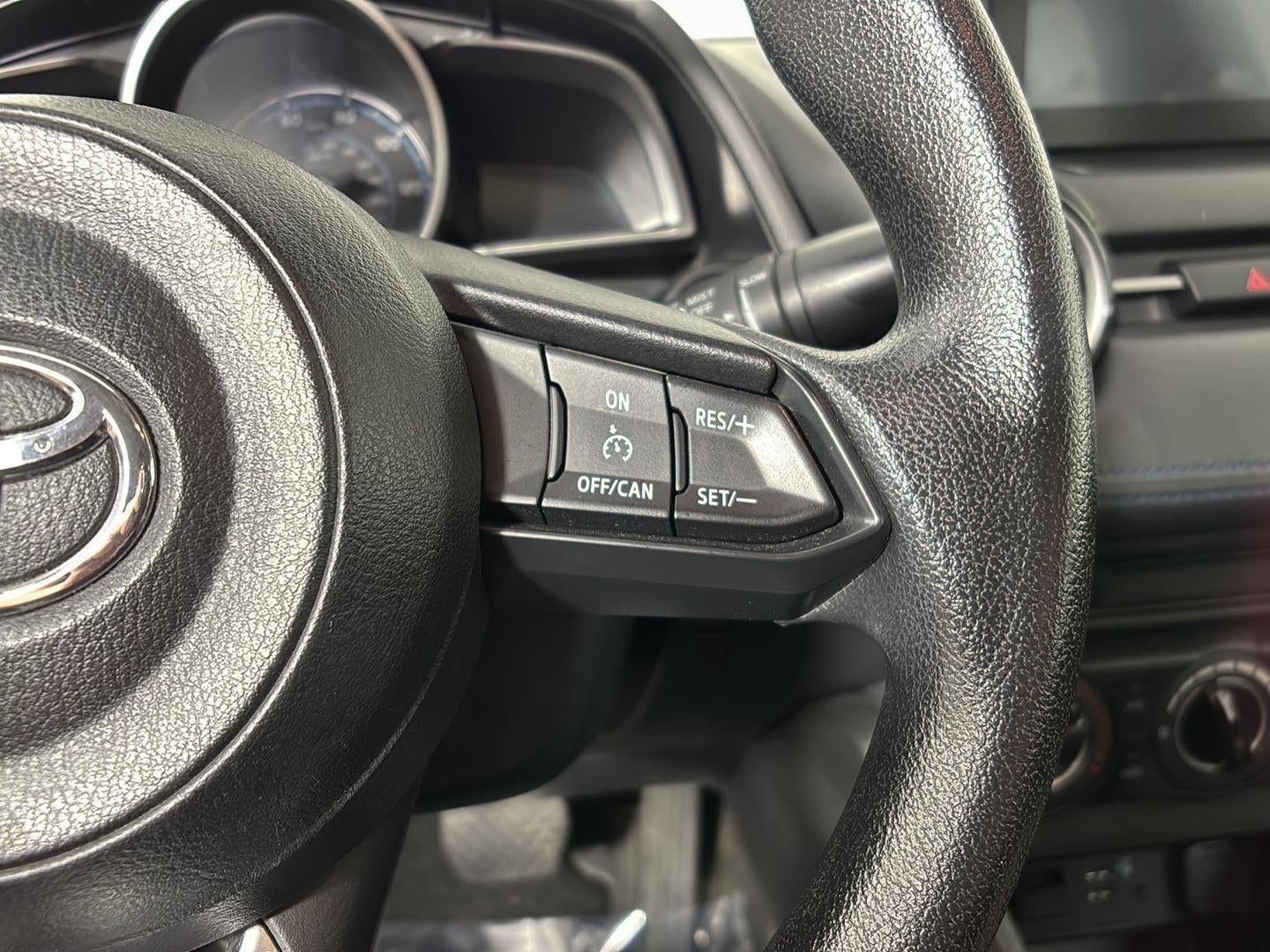 2020 Toyota Yaris Sedan LE