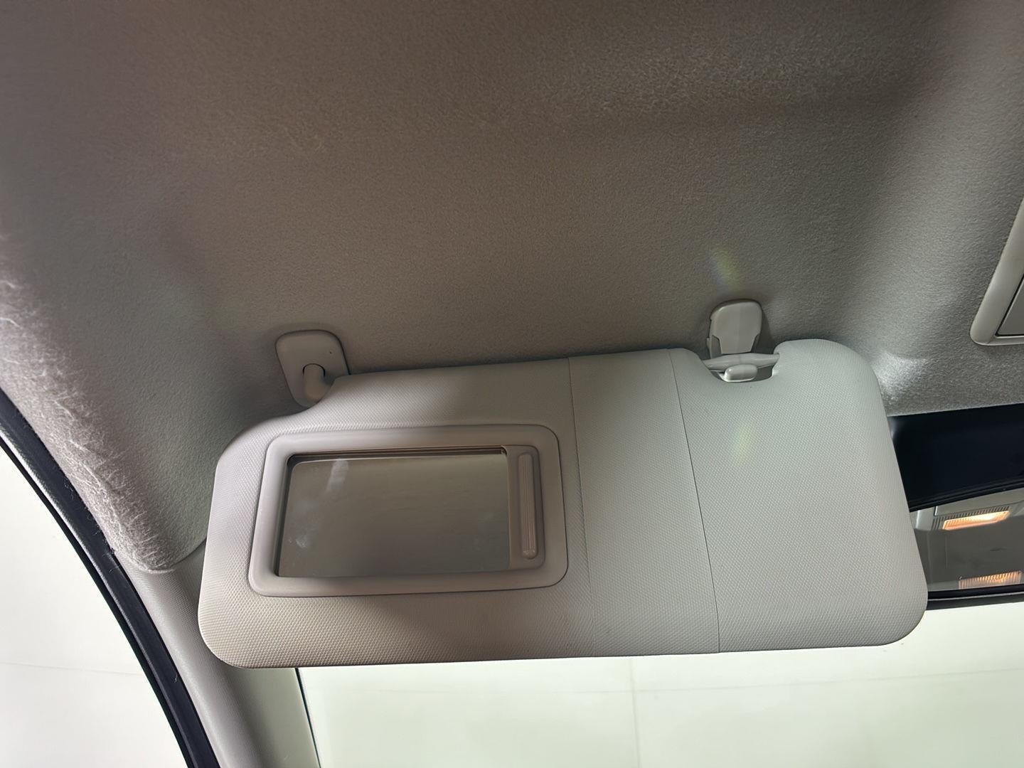 2020 Toyota Yaris Sedan LE