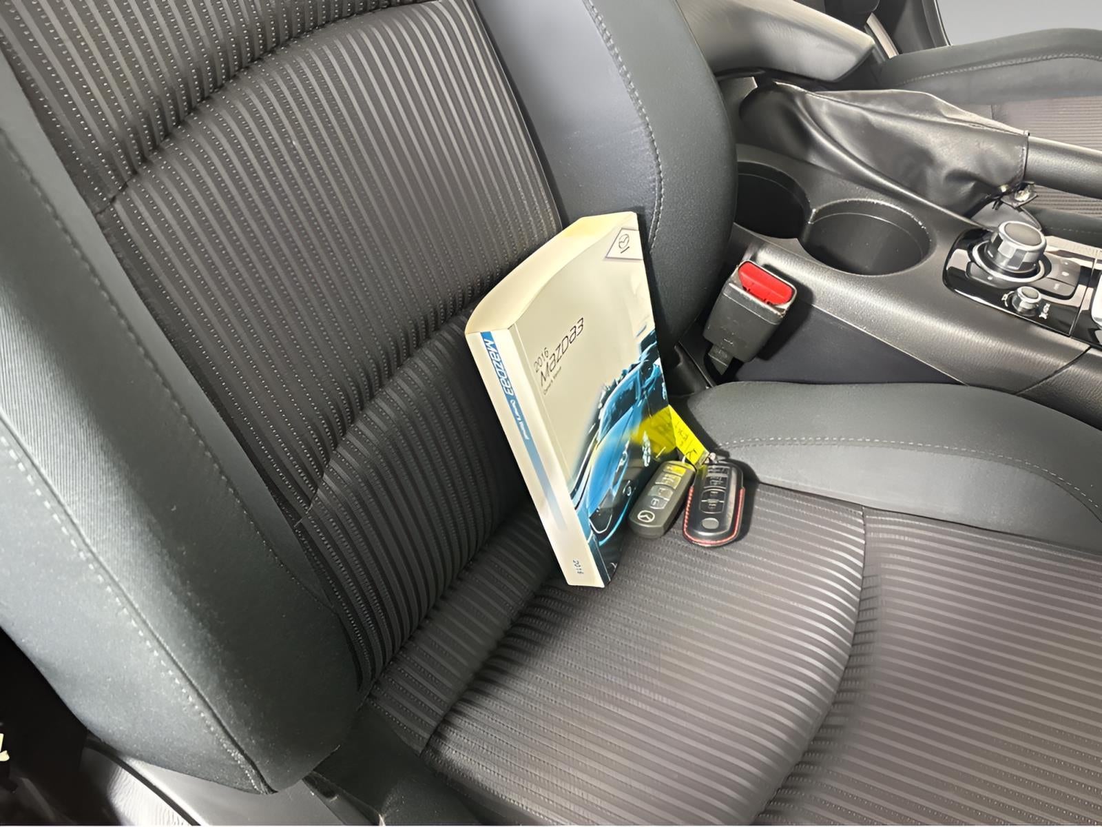 2016 Mazda Mazda3 i Sport