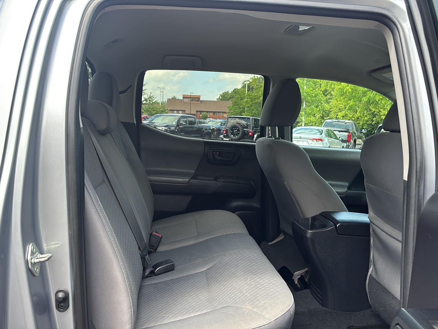 2020 Toyota Tacoma SR V6