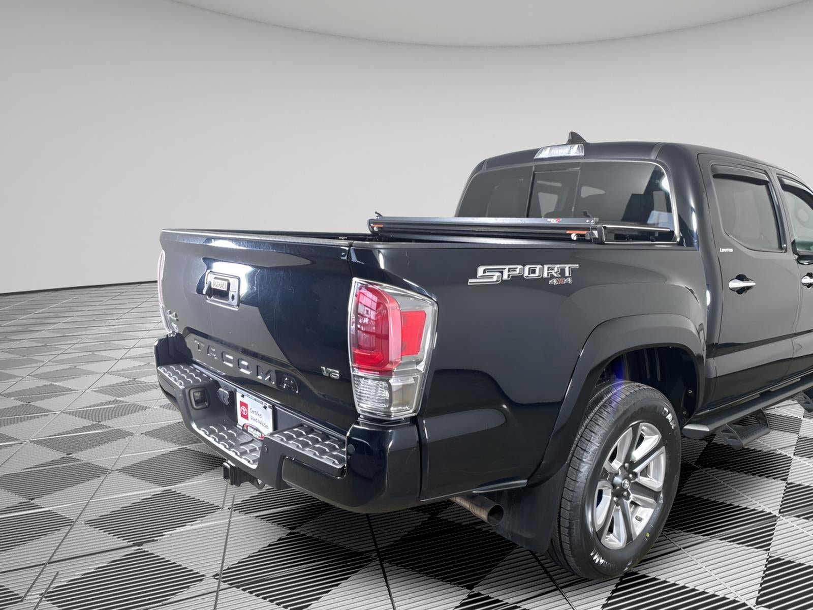 2019 Toyota TACOMA LIMI