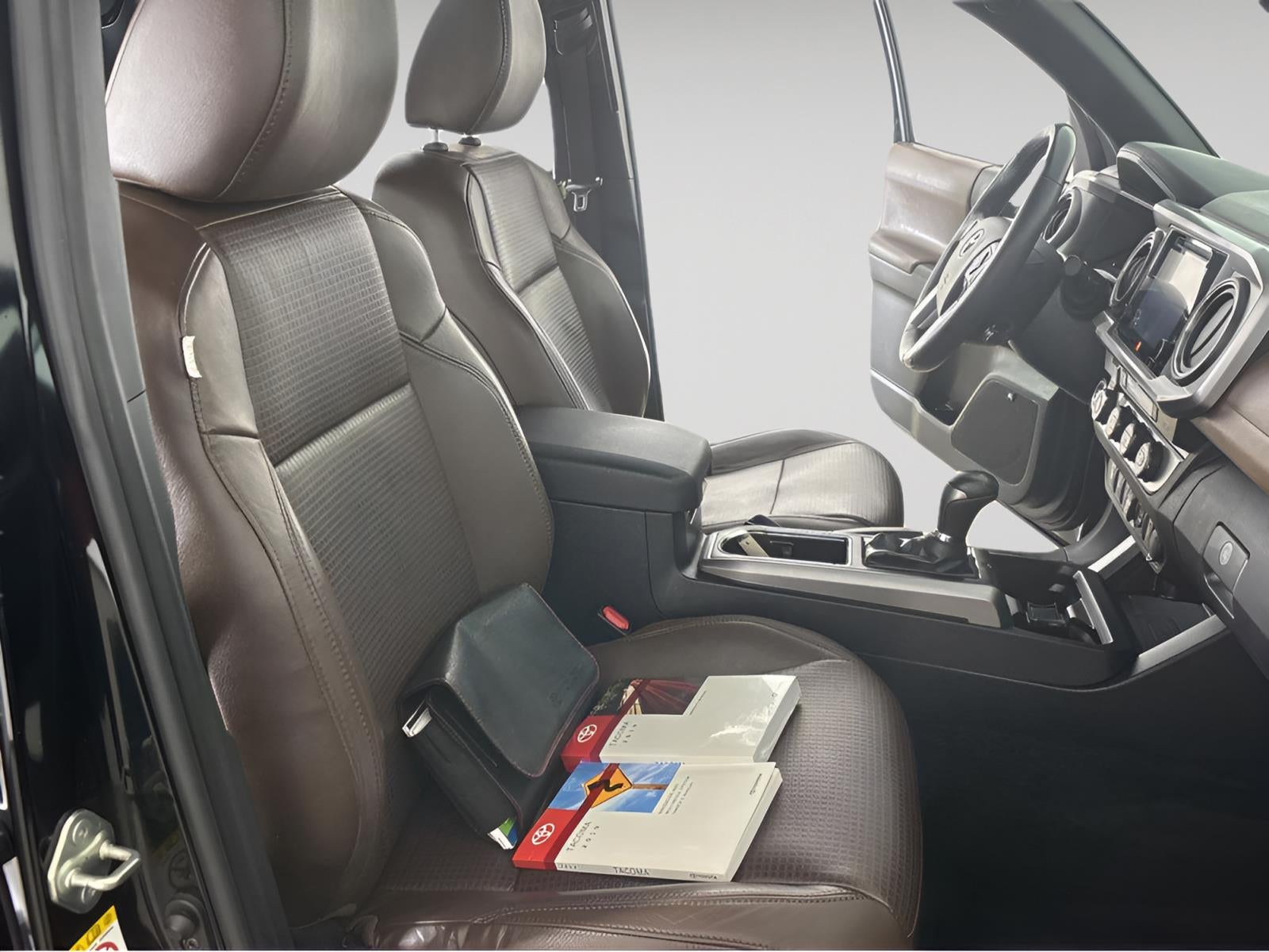 2019 Toyota TACOMA LIMI