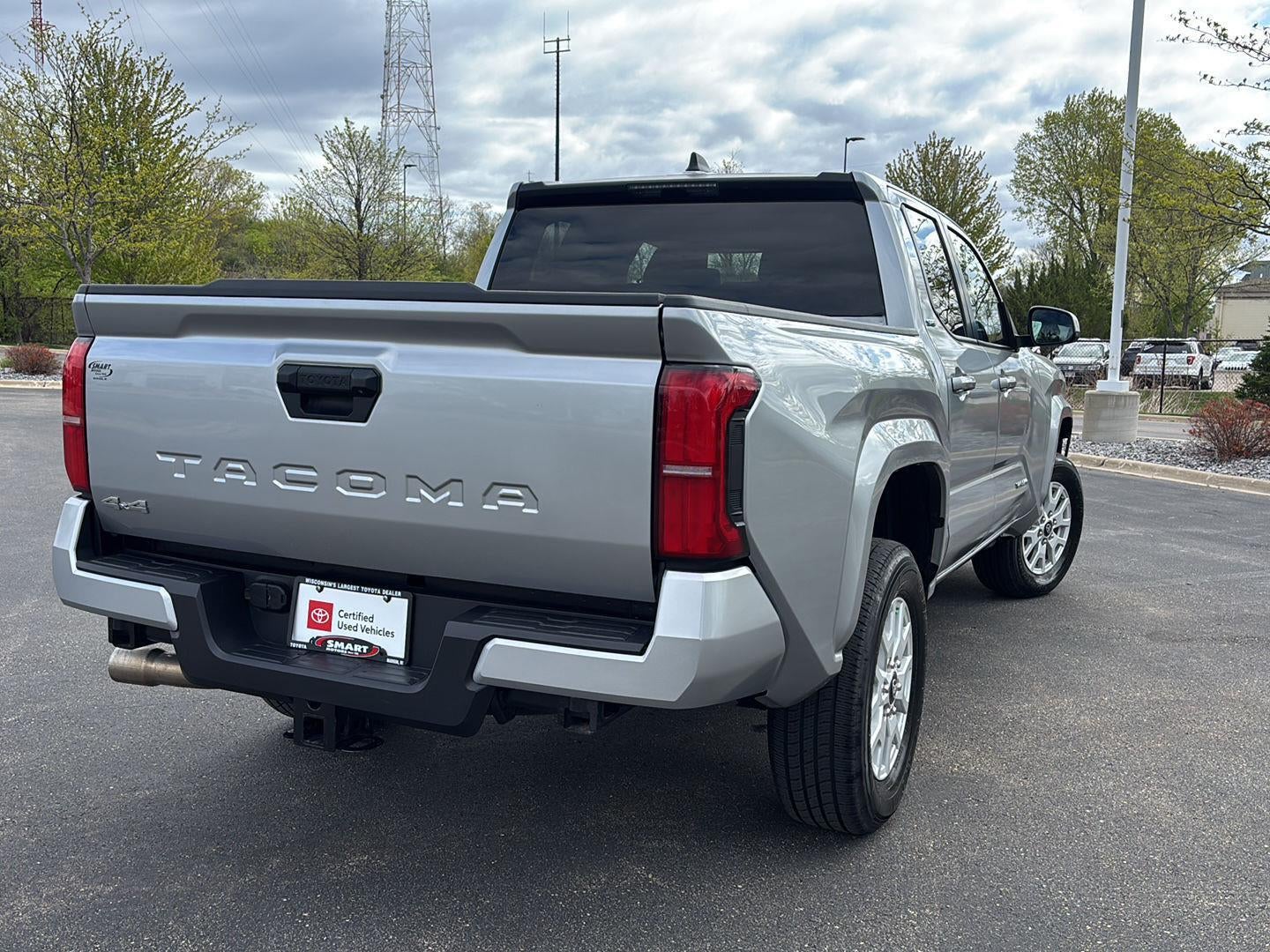 2024 Toyota TACOMA SR5