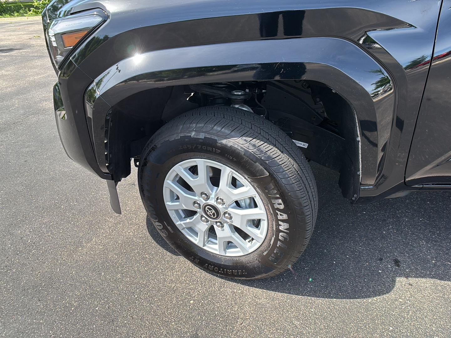 2025 Toyota TACOMA SR5