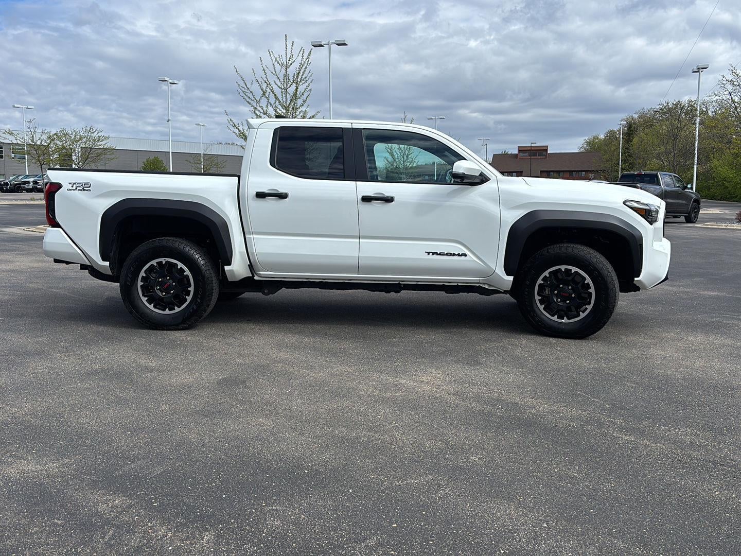 2025 Toyota TACOMA TRD Off Road