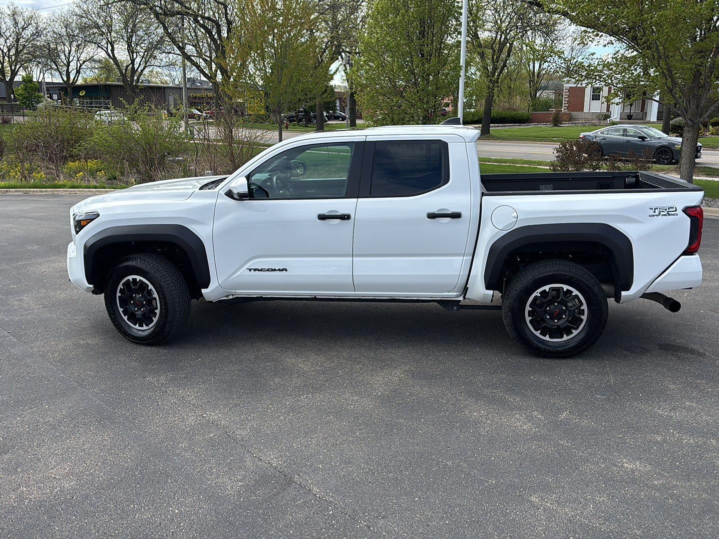 2025 Toyota TACOMA TRD Off Road