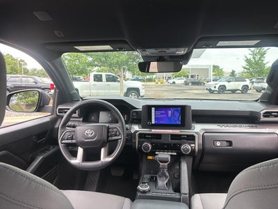 2025 Toyota Tacoma 4WD TRD Sport Double Cab 6' Bed AT (Natl)