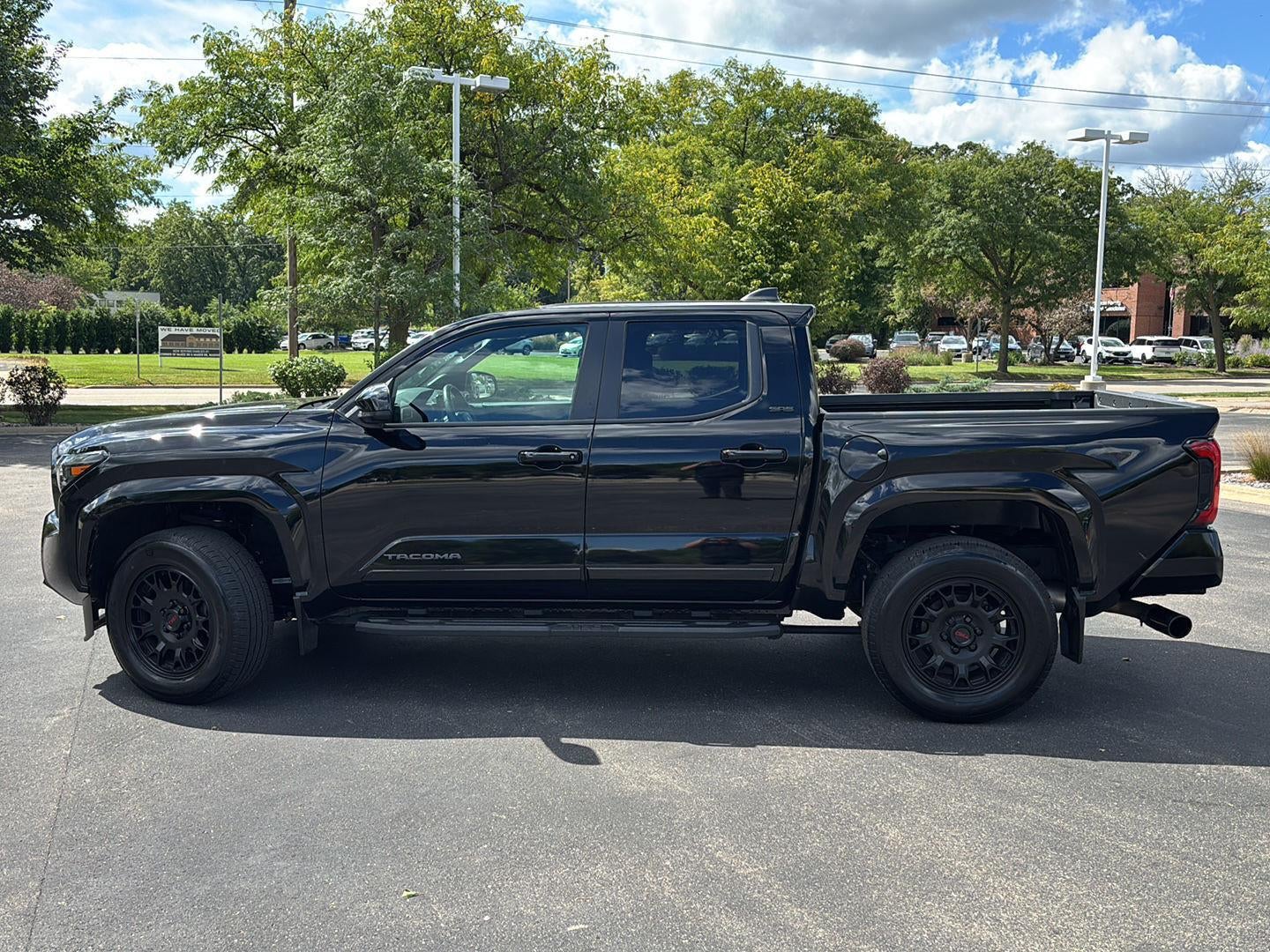2024 Toyota Tacoma 4Wd SR5 Double Cab 6' Bed AT (Natl)