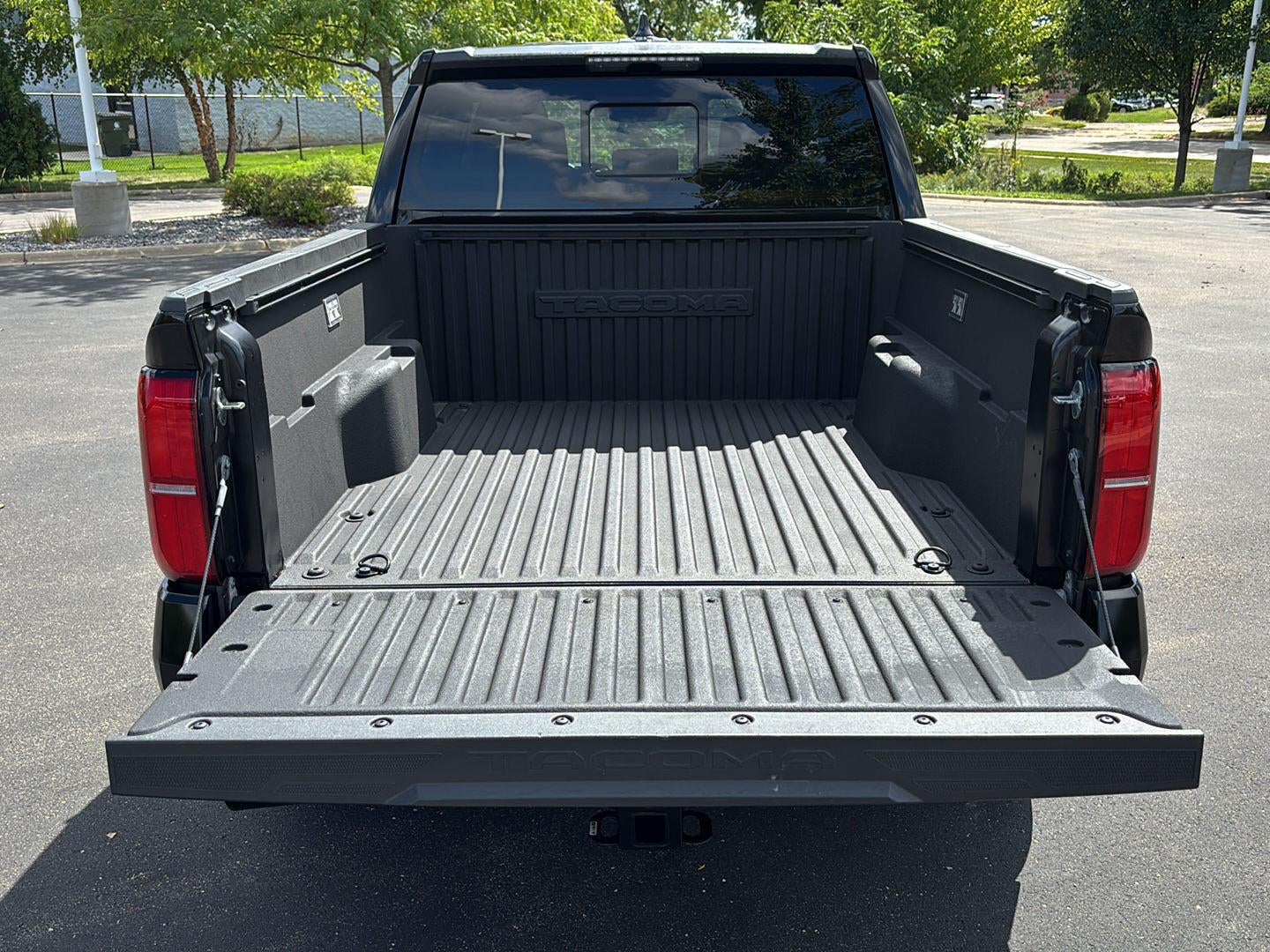 2024 Toyota Tacoma 4Wd SR5 Double Cab 6' Bed AT (Natl)