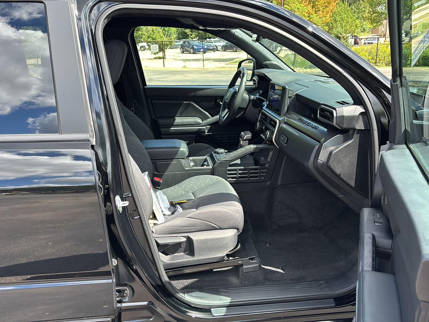 2024 Toyota Tacoma 4Wd SR5 Double Cab 6' Bed AT (Natl)