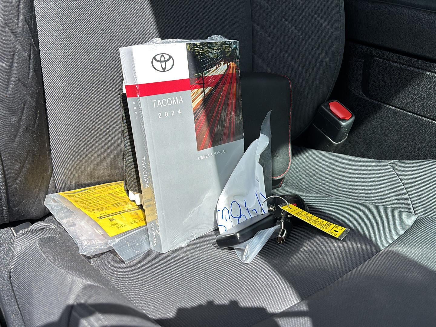 2024 Toyota Tacoma 4Wd SR5 Double Cab 6' Bed AT (Natl)
