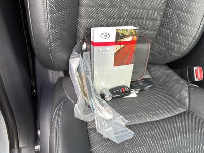 2024 Toyota Tacoma TRD Off-Road