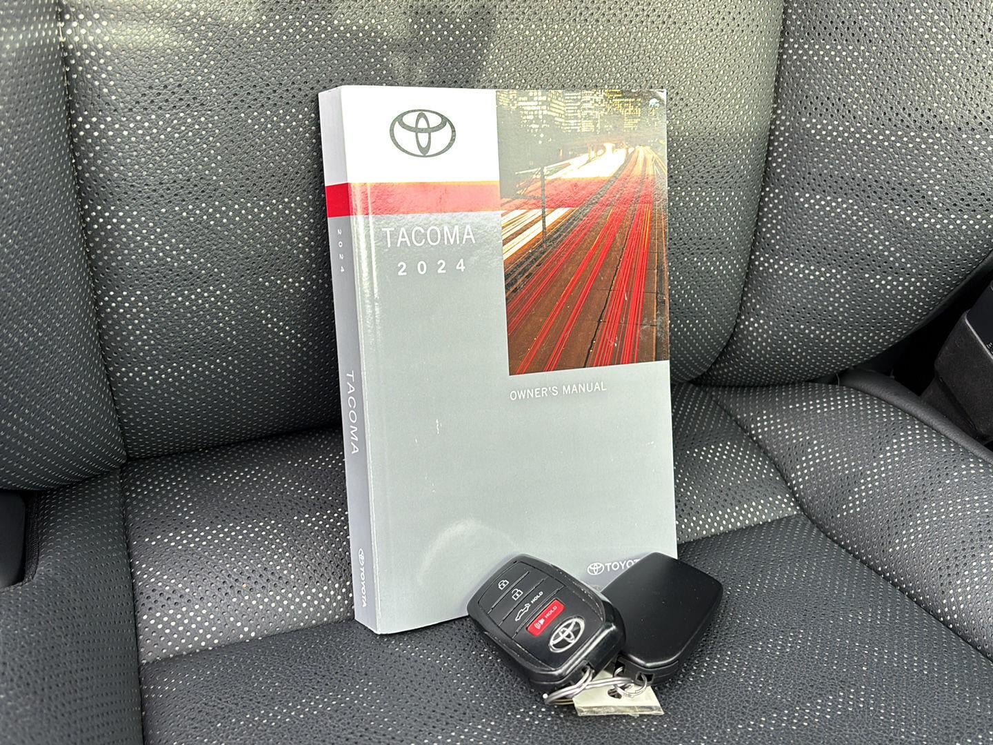 2024 Toyota Tacoma 4Wd TRD Sport Double Cab 5' Bed AT (Natl)