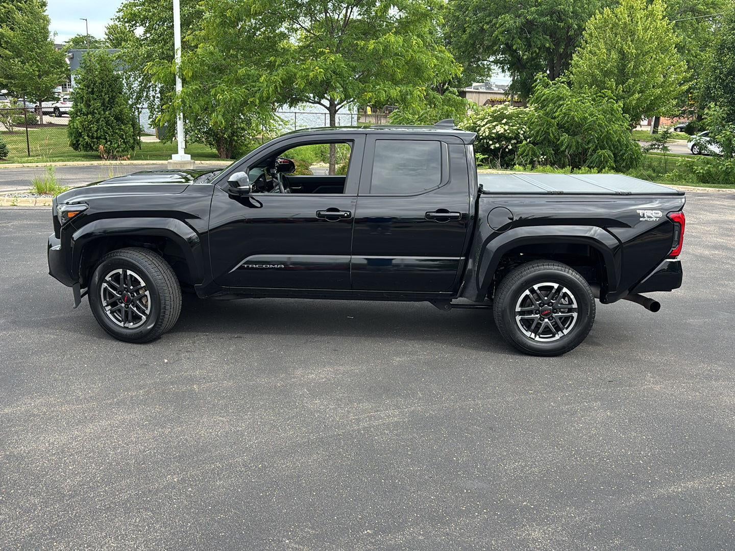 2024 Toyota TACOMA Base
