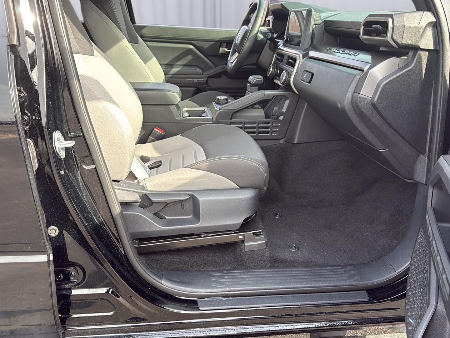 2024 Toyota Tacoma TRD Sport HV