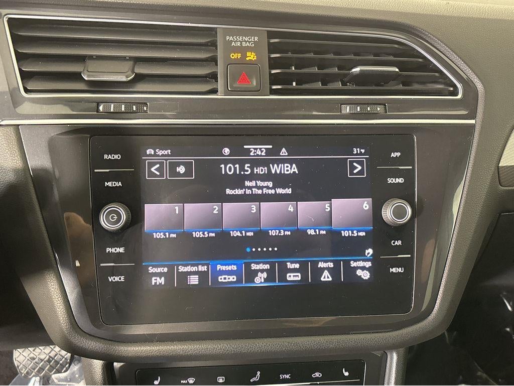 2022 Volkswagen Tiguan SE