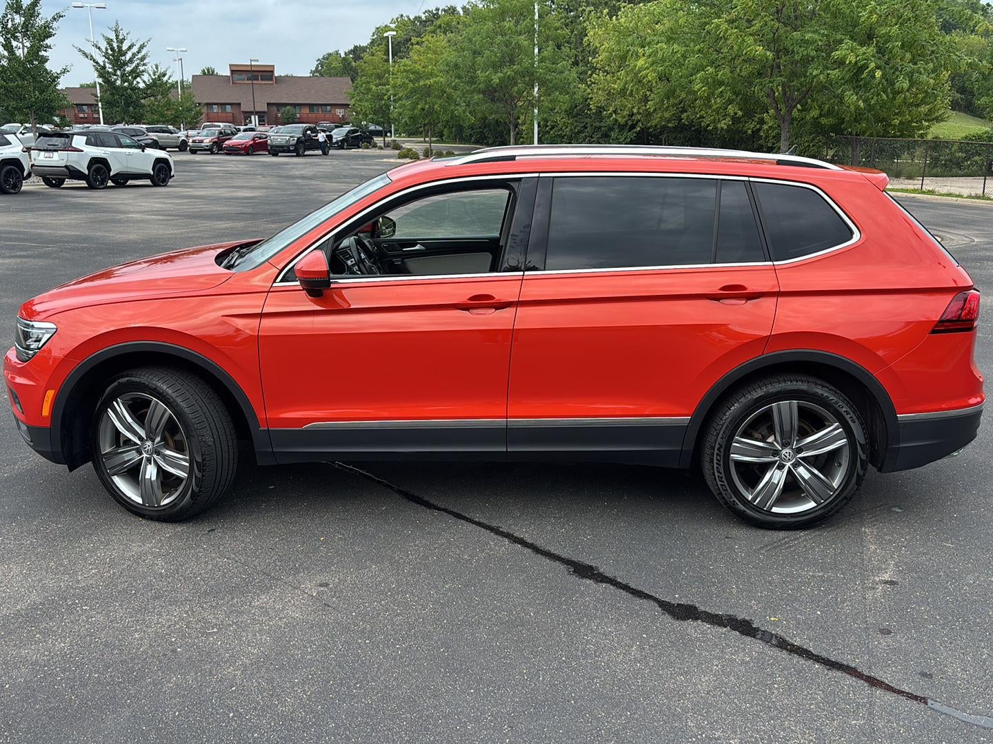 2019 Volkswagen Tiguan SEL Premium
