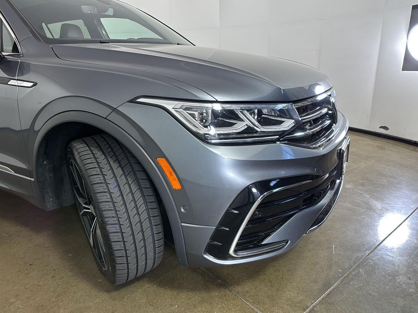 2022 Volkswagen Tiguan SEL R-Line
