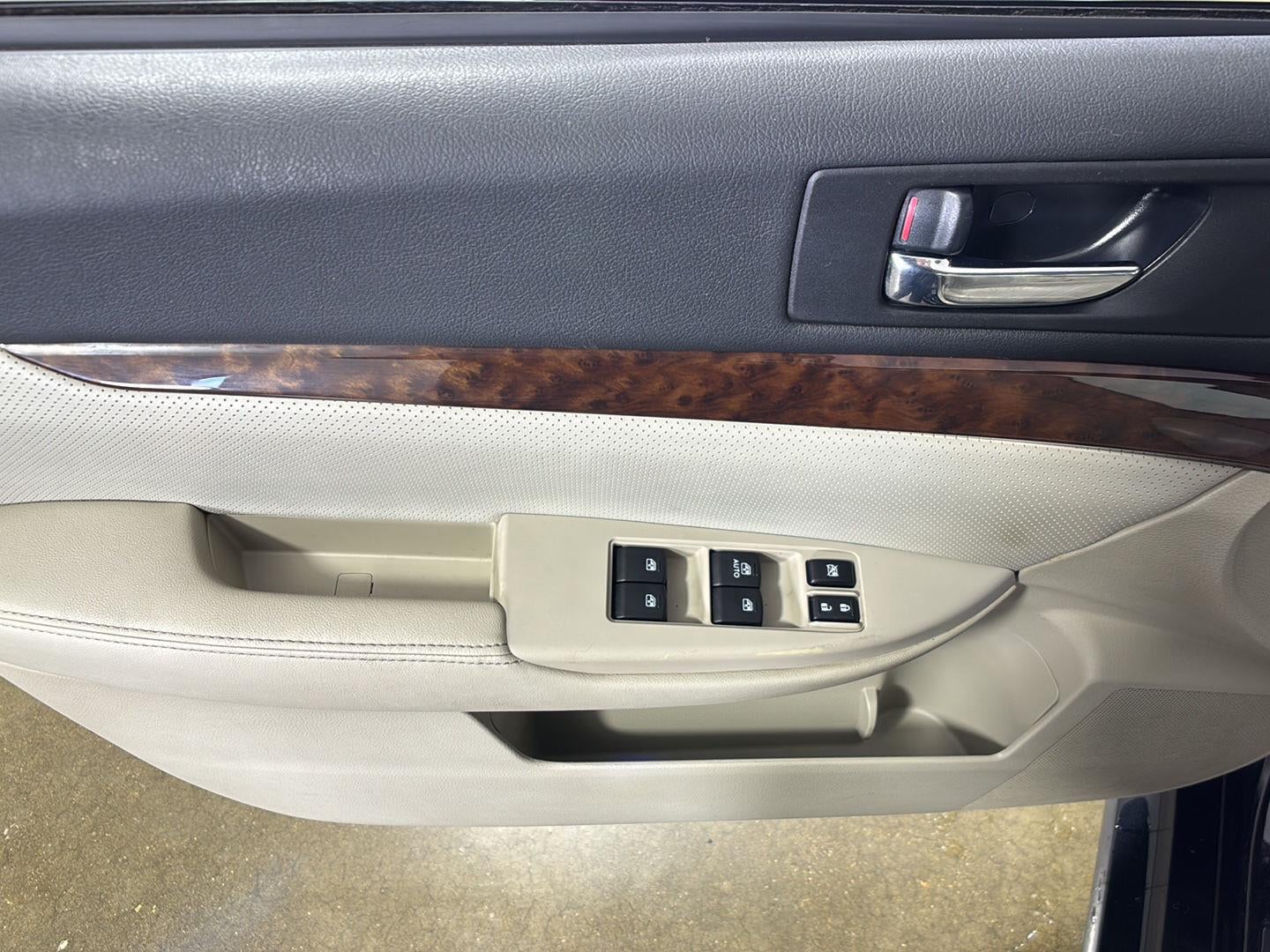 2013 Subaru Legacy 2.5i Limited