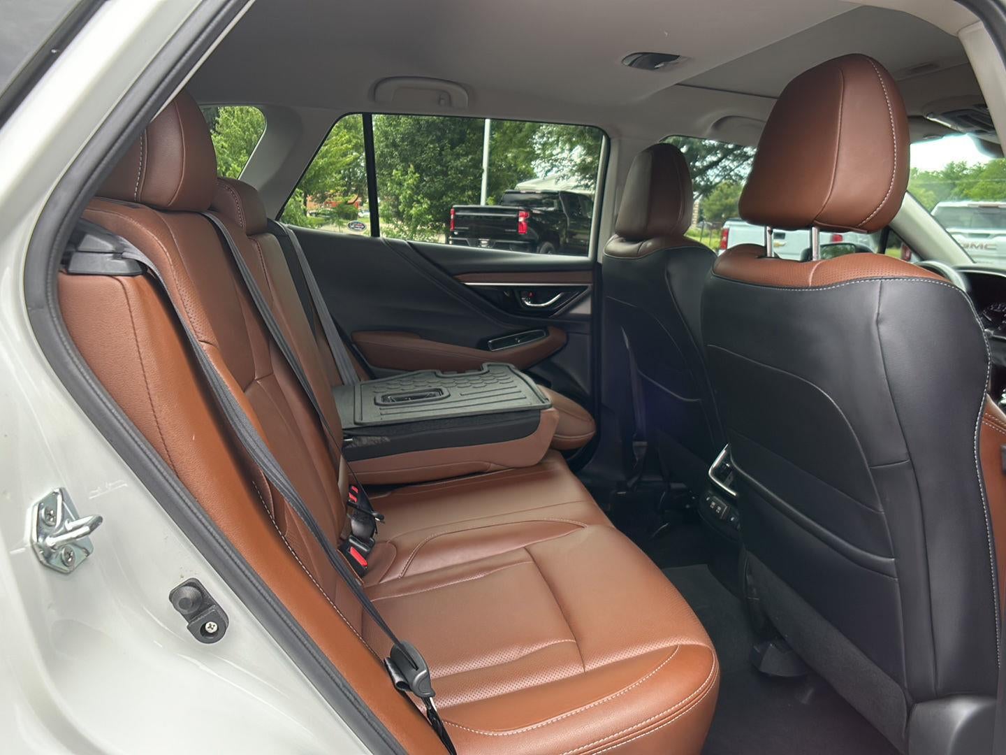 2022 Subaru Outback Touring XT
