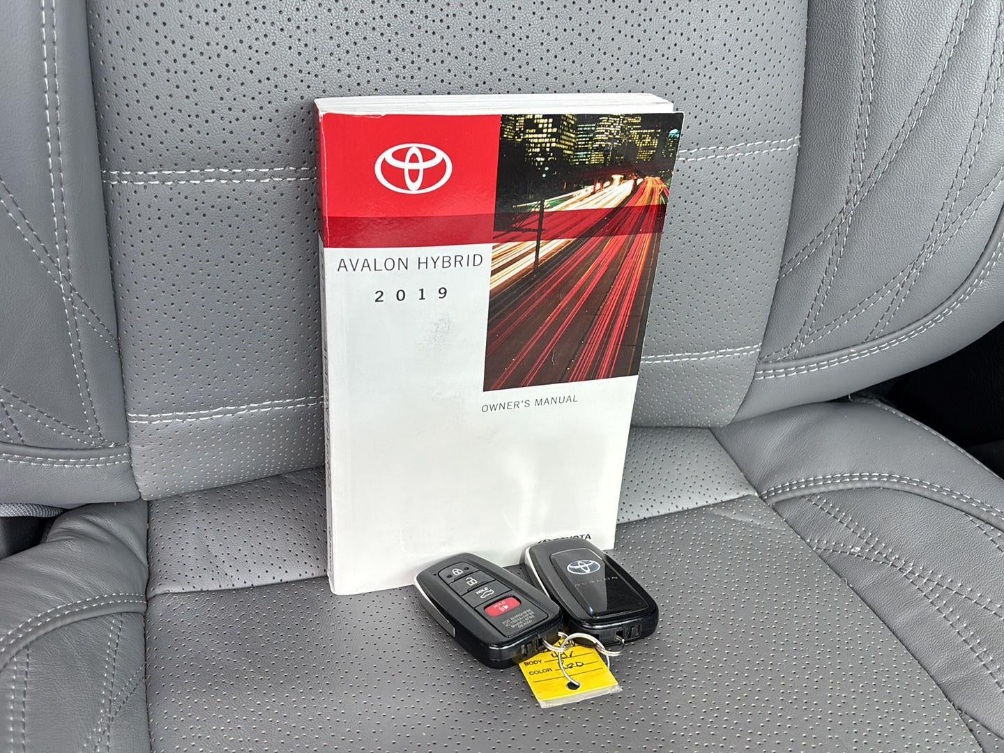 2019 Toyota Avalon Hybrid Limited