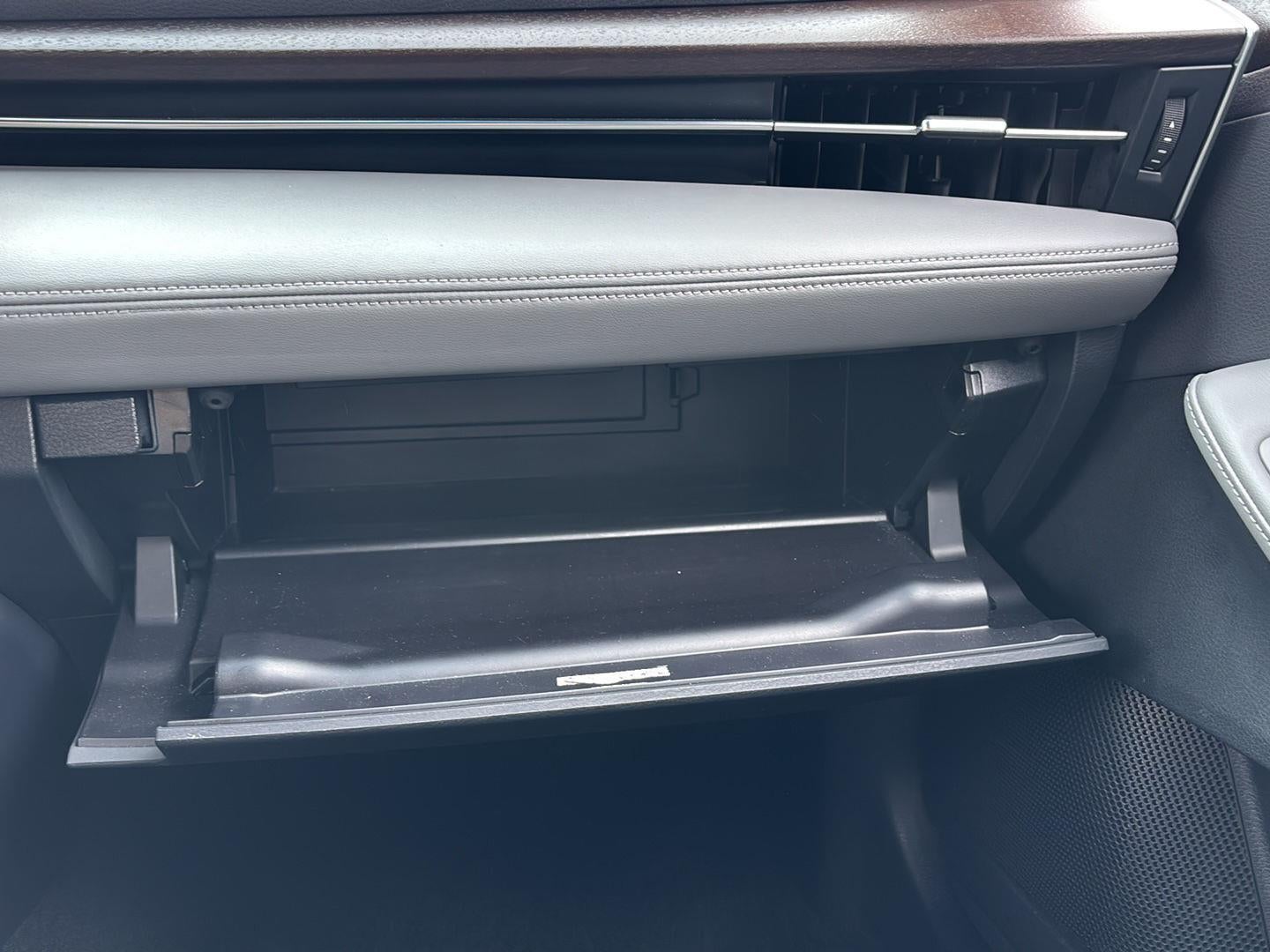 2019 Toyota Avalon Hybrid Limited