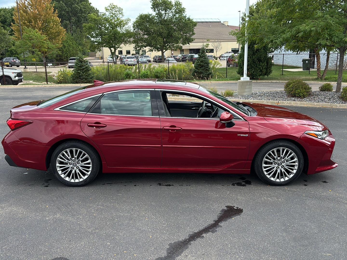 2019 Toyota Avalon Hybrid Limited