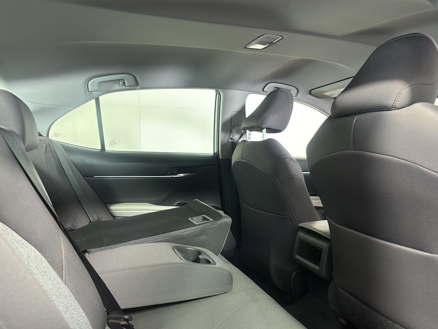 2018 Toyota Camry Hybrid LE