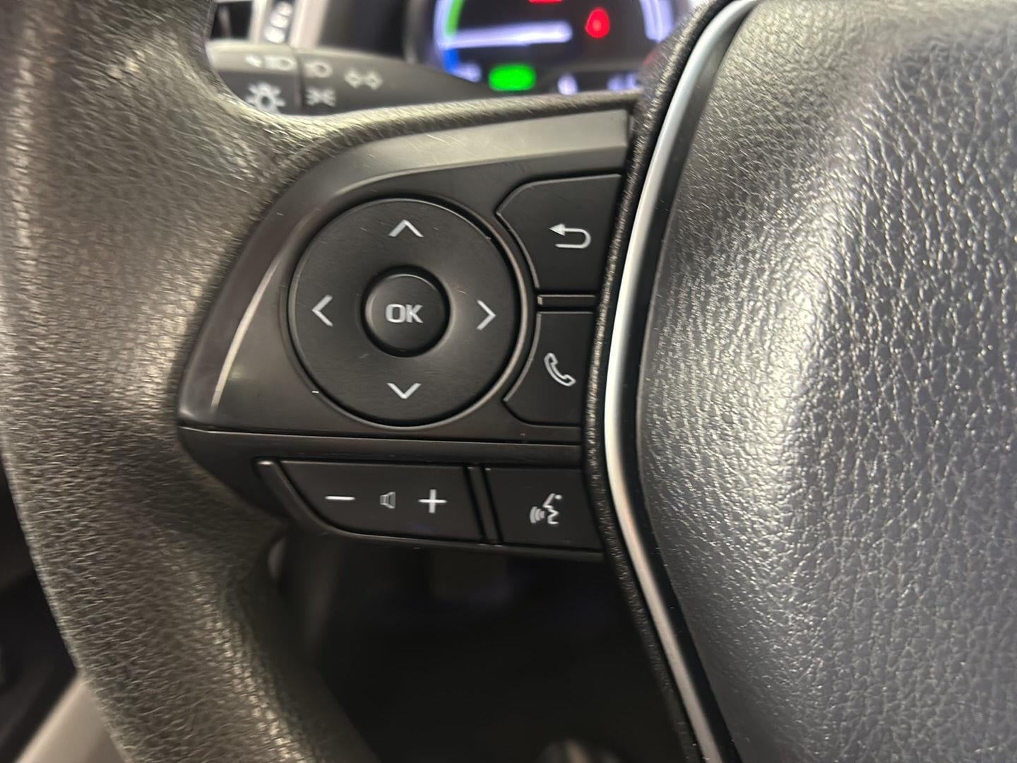 2018 Toyota Camry Hybrid LE