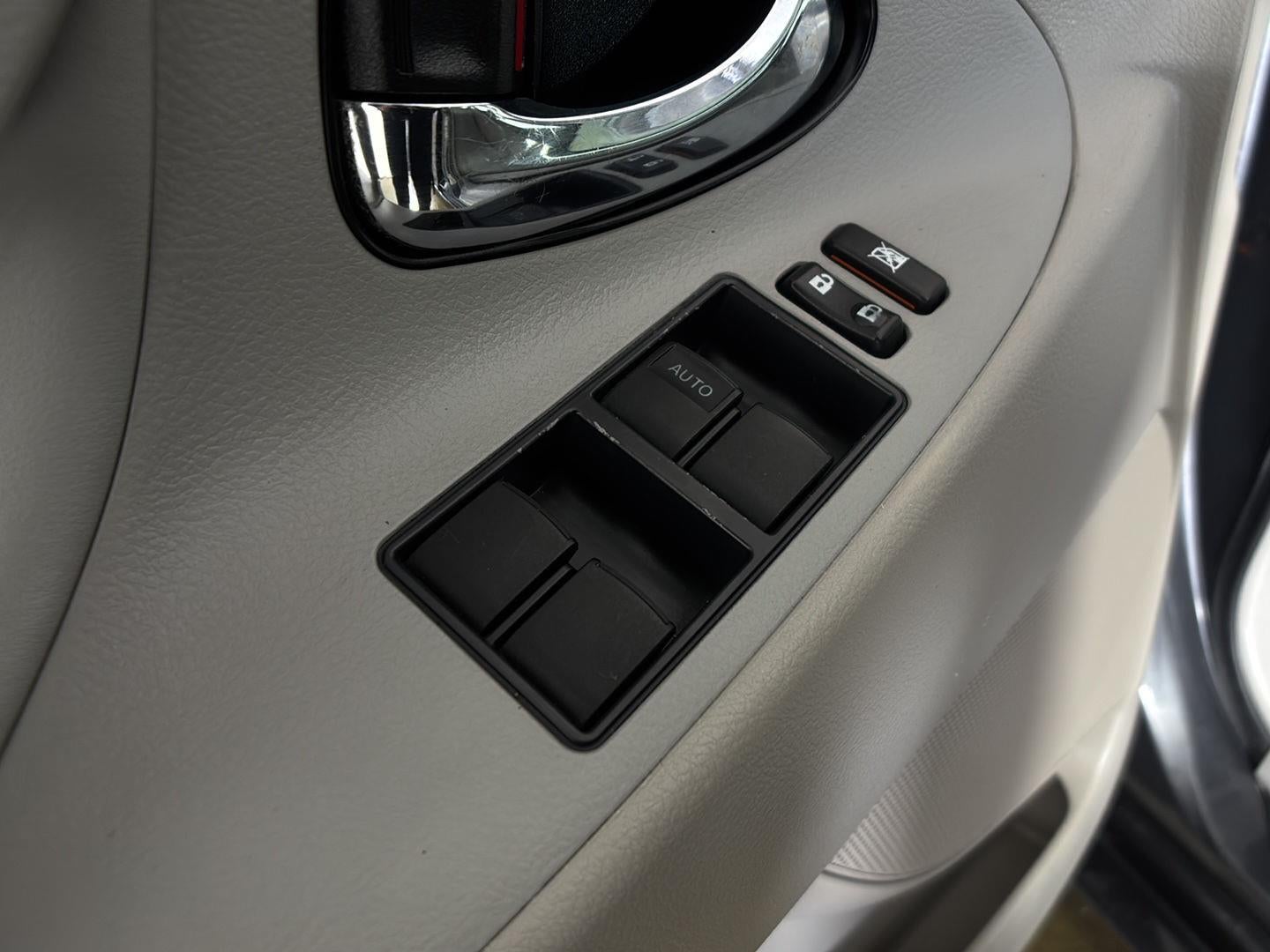 2009 Toyota Camry Hybrid Base