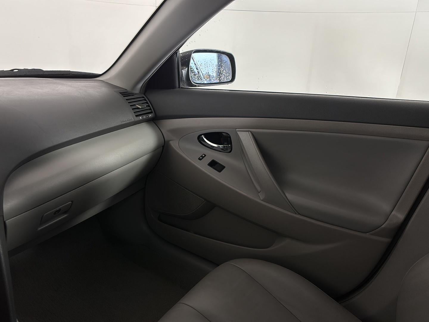 2009 Toyota Camry Hybrid Base