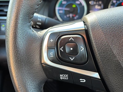 2017 Toyota Camry Hybrid XLE