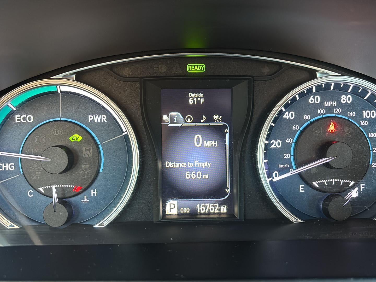 2017 Toyota Camry Hybrid XLE