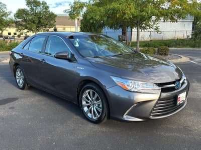 2017 Toyota Camry Hybrid XLE