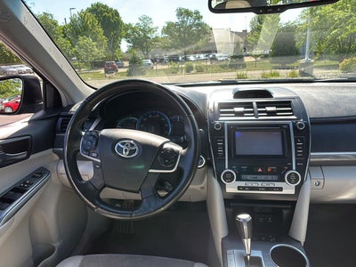 2012 Toyota Camry Hybrid XLE
