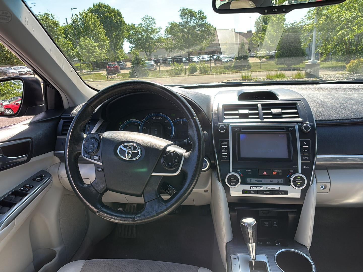 2012 Toyota Camry Hybrid XLE