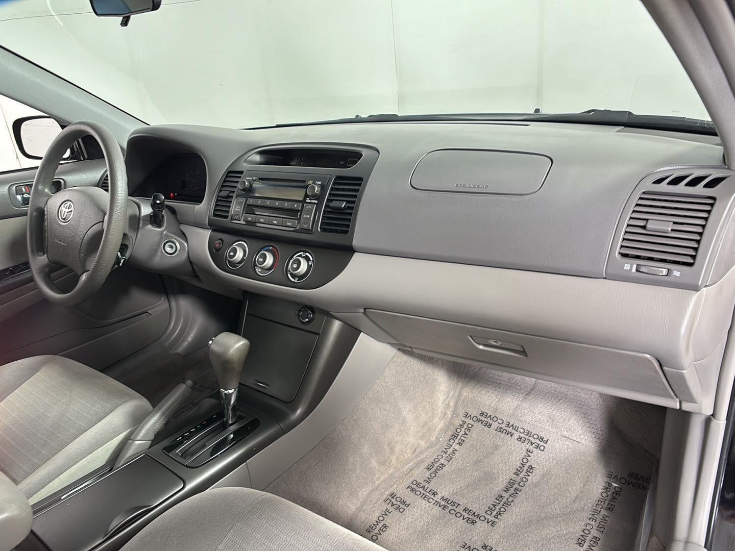 2005 Toyota Camry LE