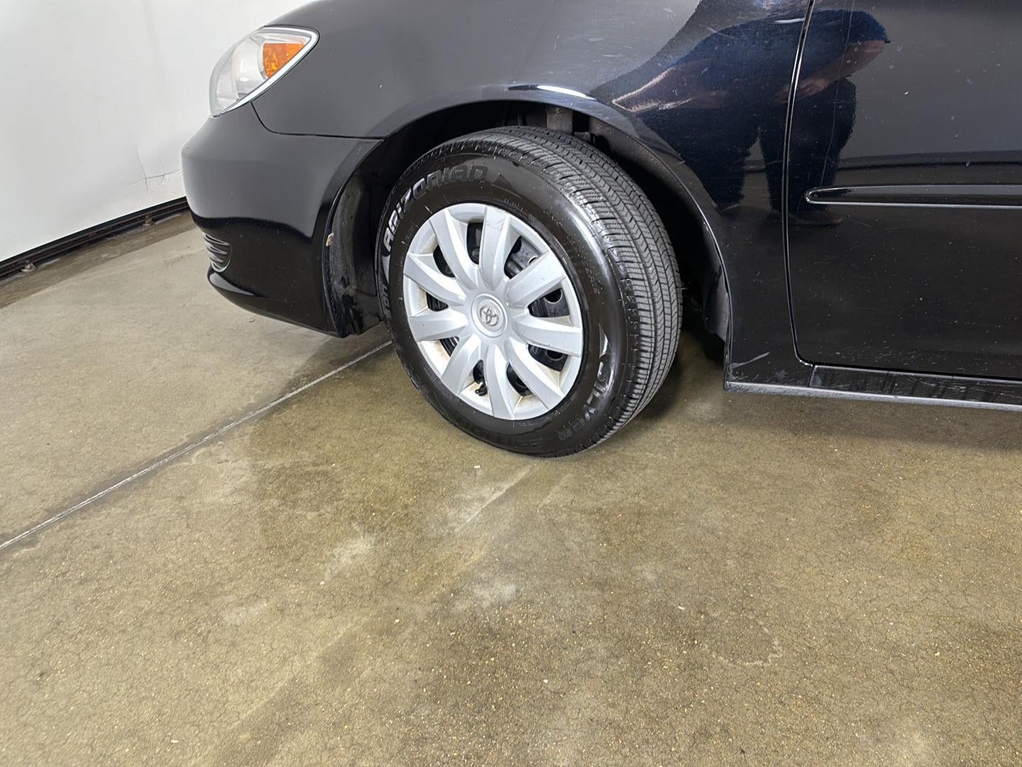 2005 Toyota Camry LE