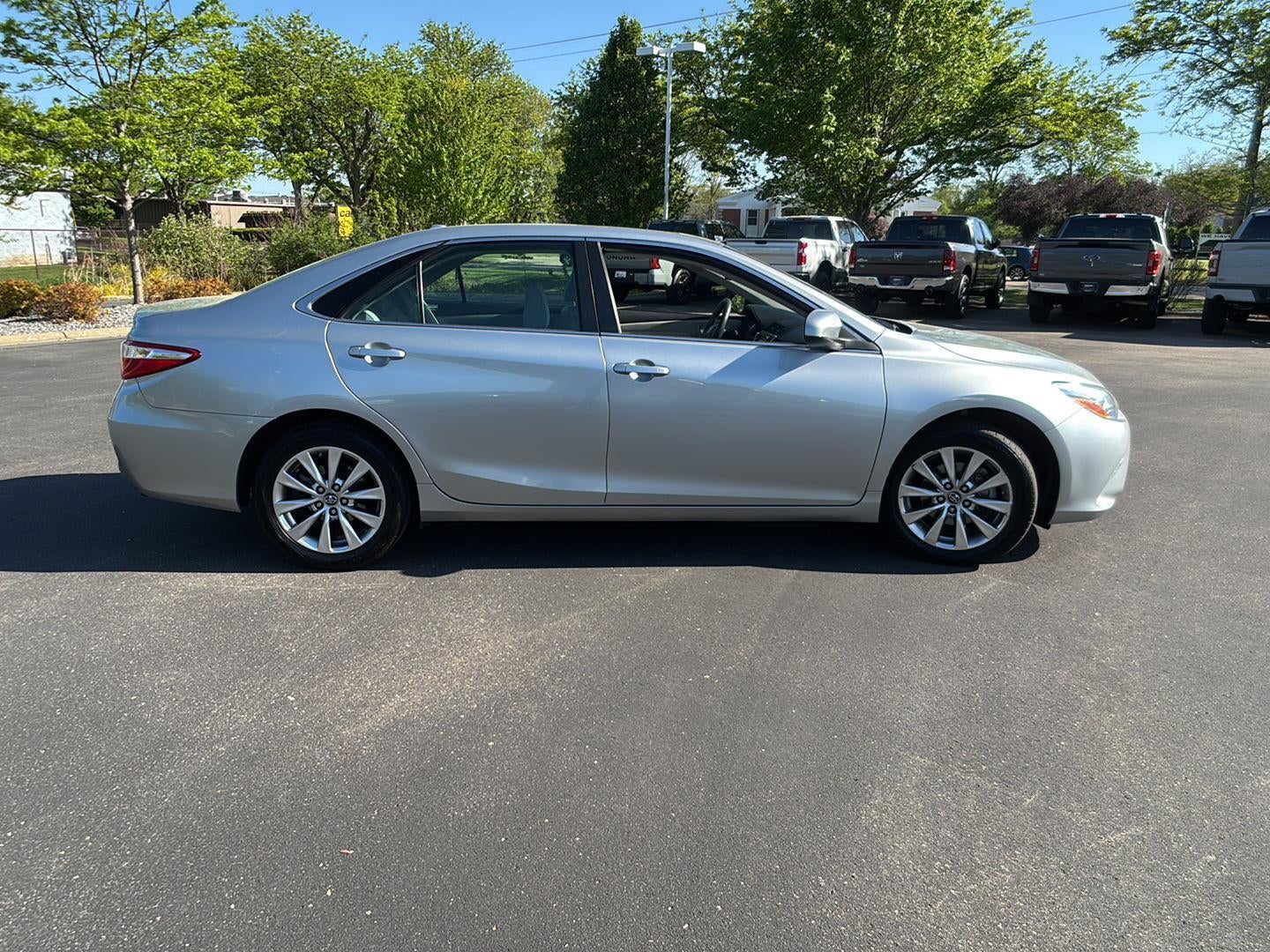 2017 Toyota Camry XLE