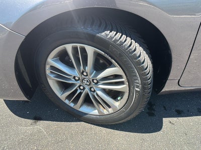 2017 Toyota Camry SE