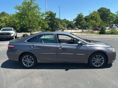 2017 Toyota Camry SE
