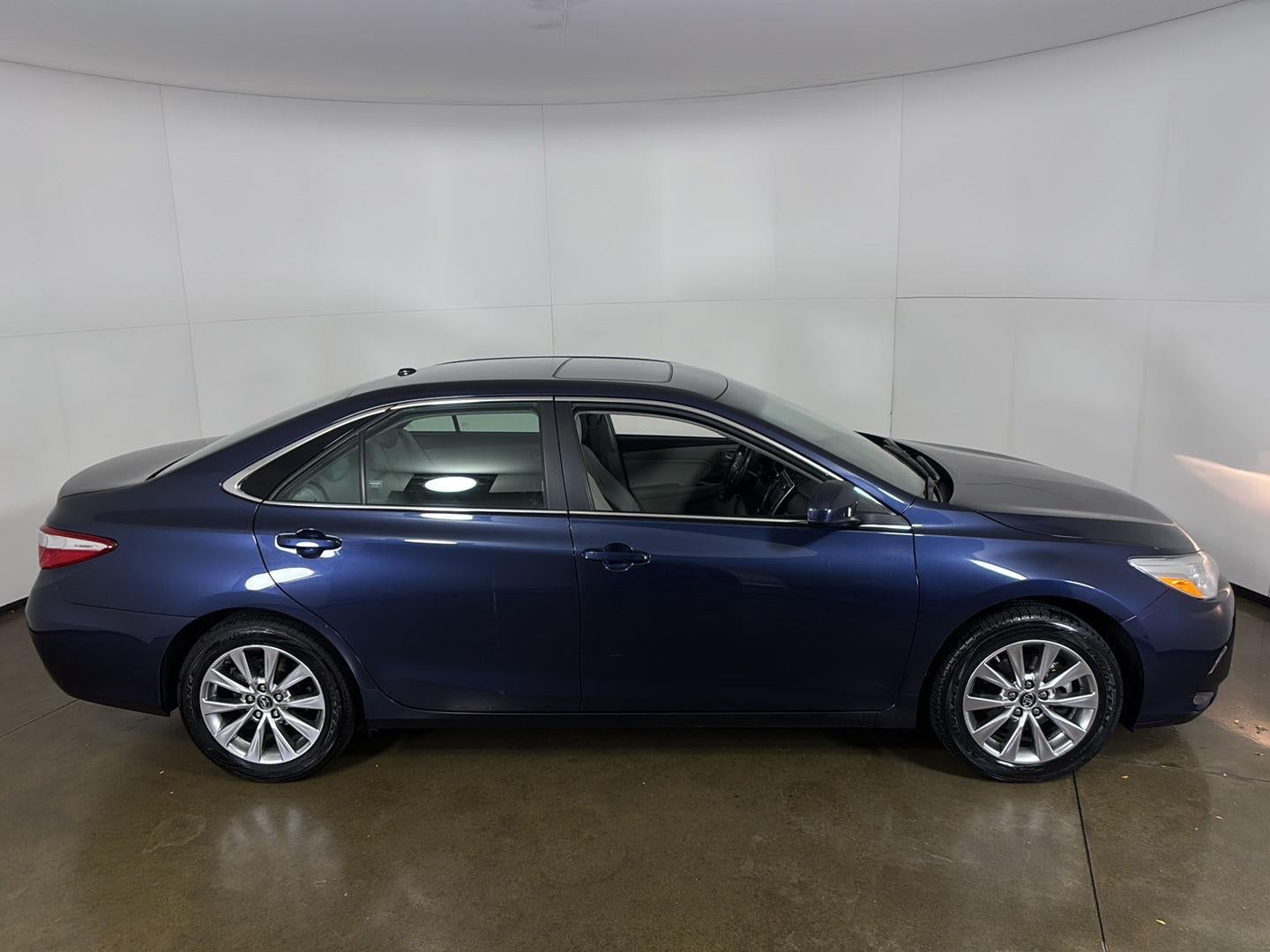 2016 Toyota Camry XLE