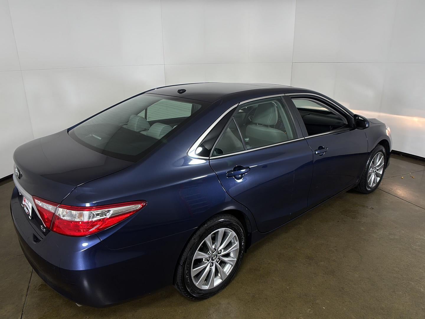 2016 Toyota Camry XLE