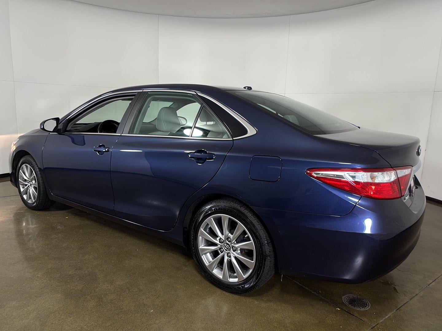2016 Toyota Camry XLE