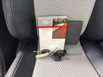 2014 Toyota CAMRY Base