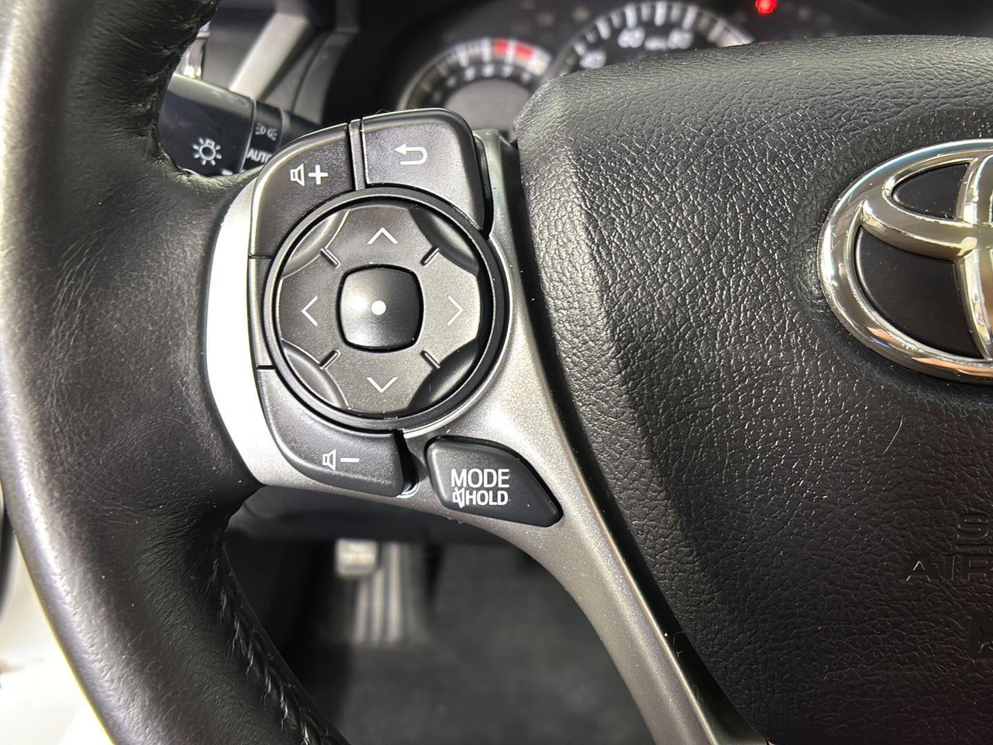 2014 Toyota CAMRY Base