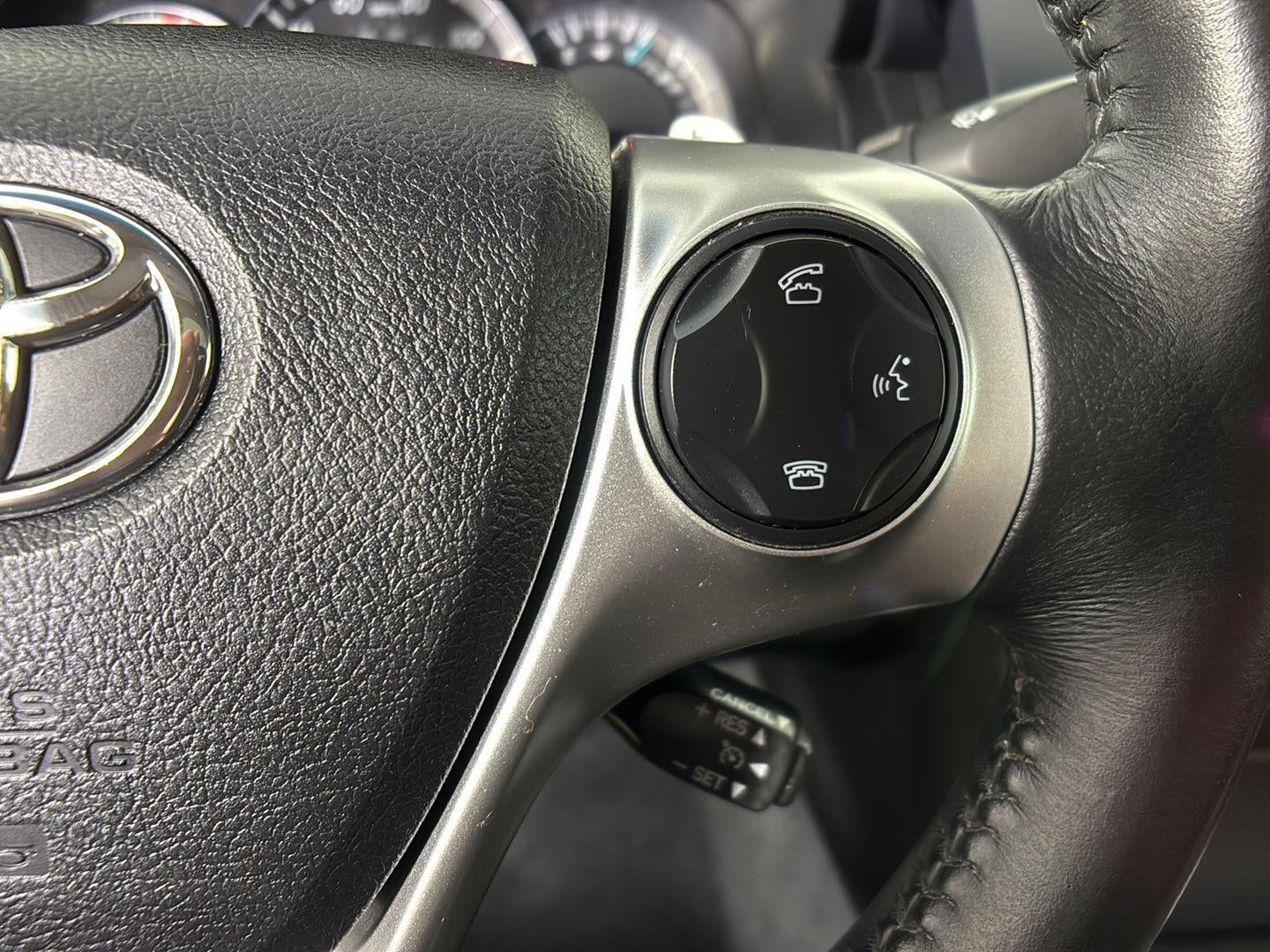 2014 Toyota CAMRY Base